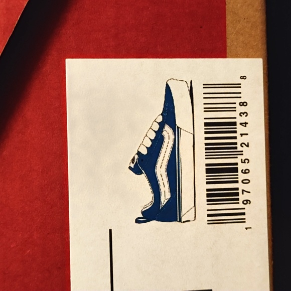 Vans - Picture 5 of 5